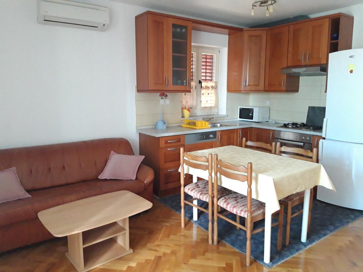 Apartments Ivana Diklo Zara Esterno foto